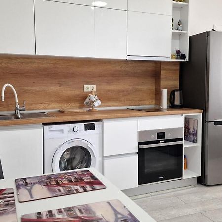 Lola Seaview Guest House. Уютный Домик В Варне Varna Buitenkant foto