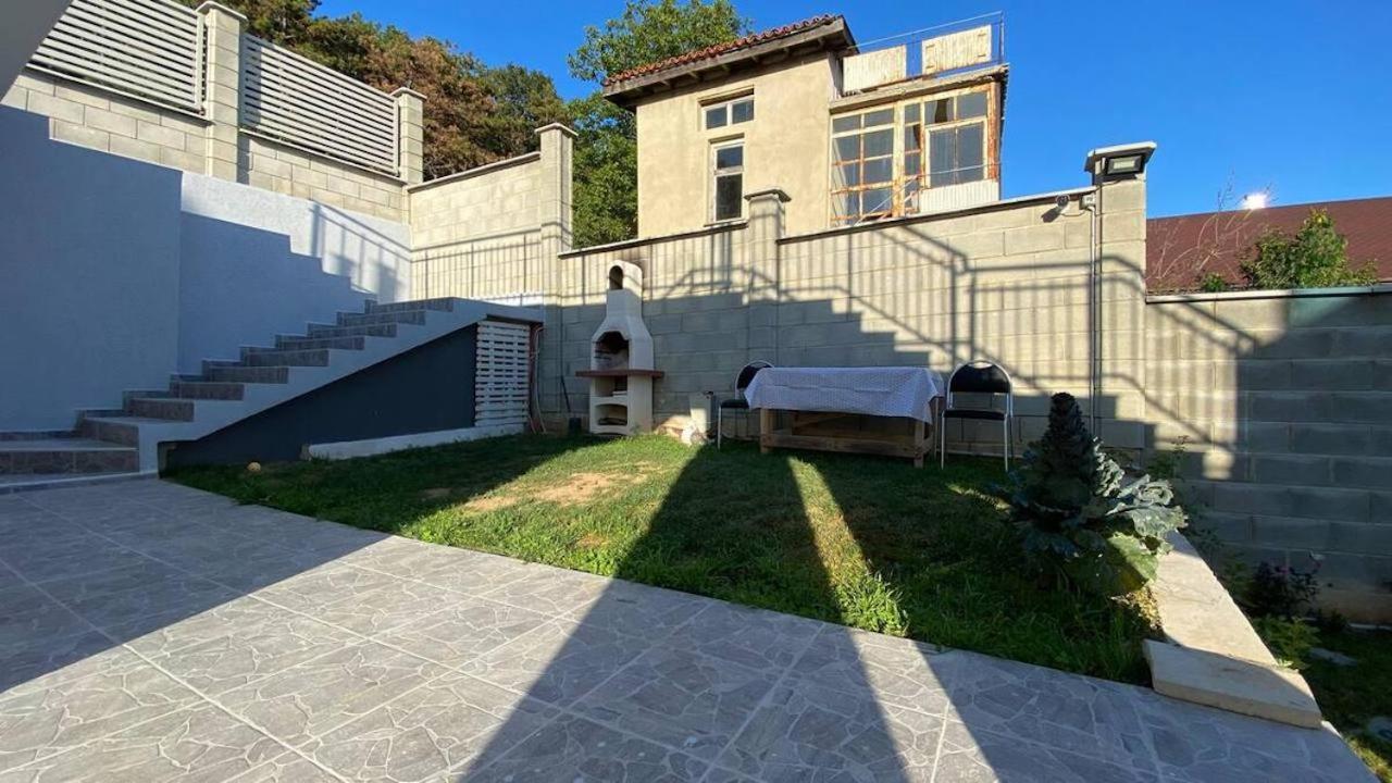 Lola Seaview Guest House. Уютный Домик В Варне Varna Buitenkant foto